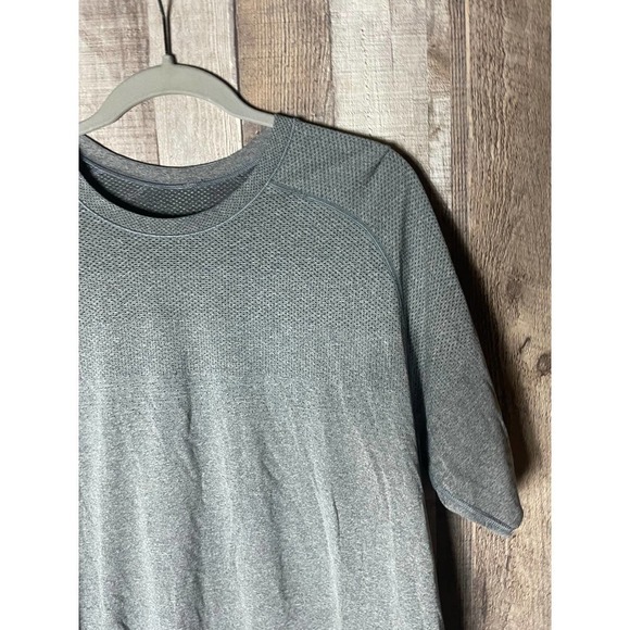 Lululemon Heather Gray Breathable Athletic Shirt XL - Picture 2 of 6